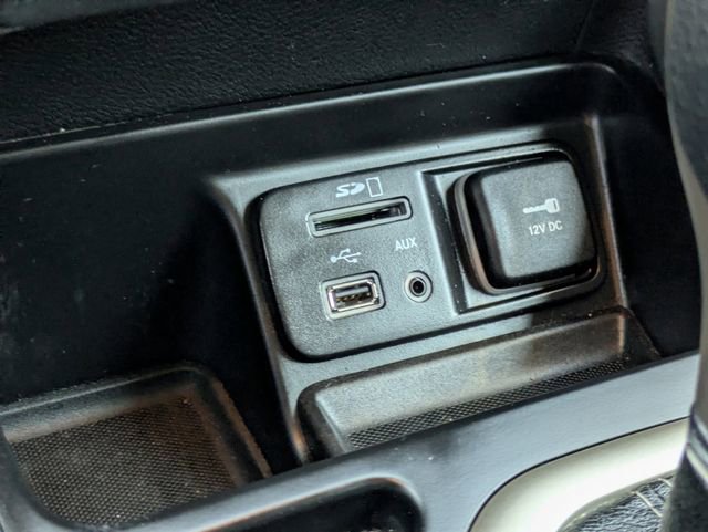 Used 2017 Jeep Cherokee Sport image 16