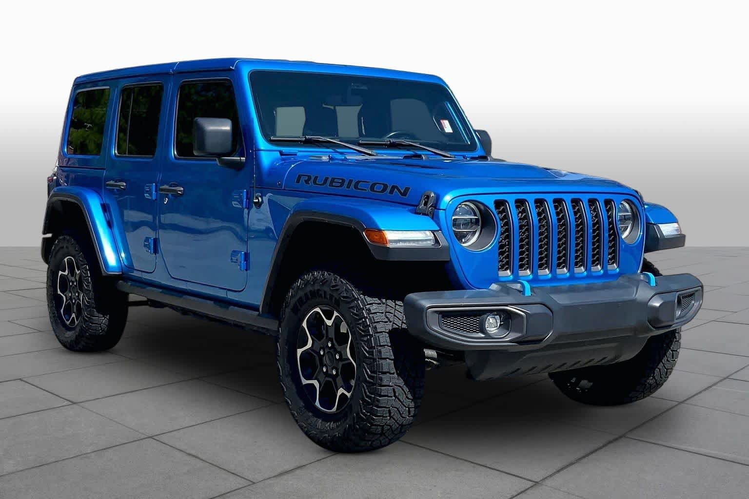 Used 2022 Jeep Wrangler Unlimited Rubicon 4xe AWD/4WD image 3