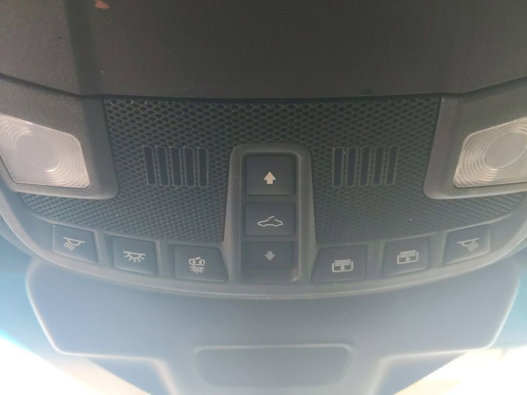 Used 2019 Lincoln Nautilus Reserve AWD/4WD image 26