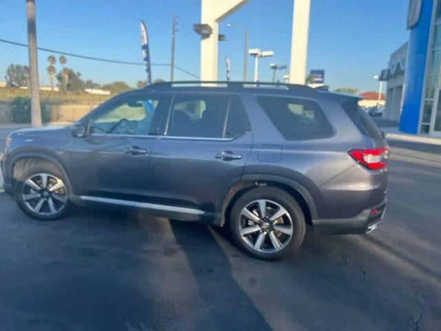 Certified 2025 Honda Pilot Touring image 29