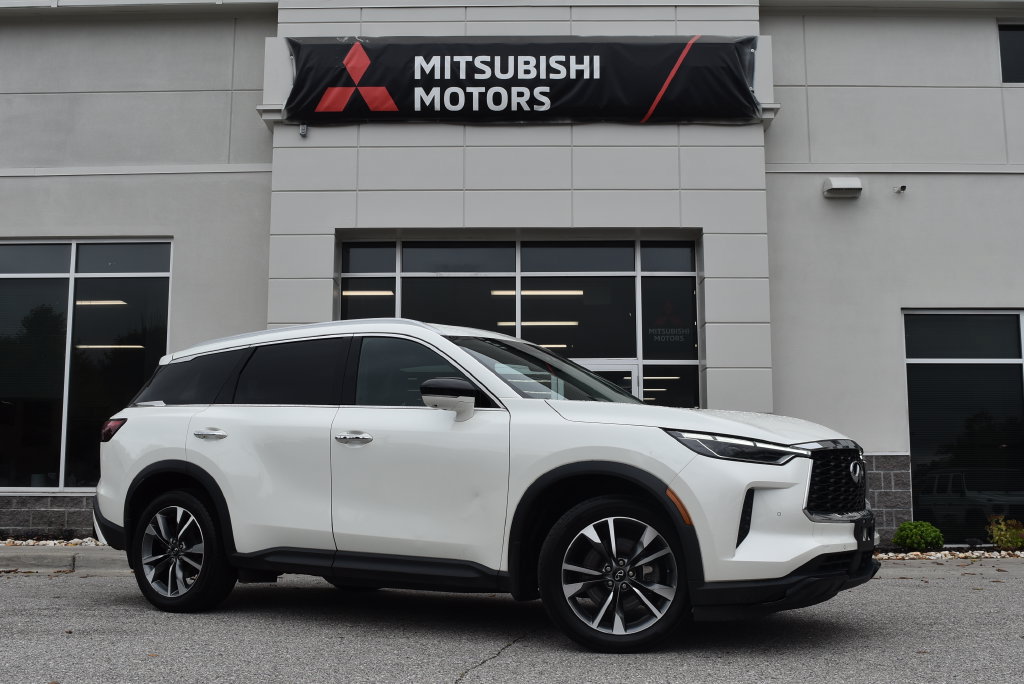 Used 2023 INFINITI QX60 Luxe w/ Performance Audio Package AWD/4WD image 1