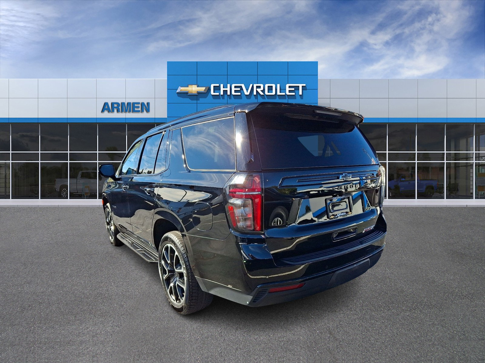 Certified 2023 Chevrolet Tahoe RST w/ Luxury Package AWD/4WD image 7