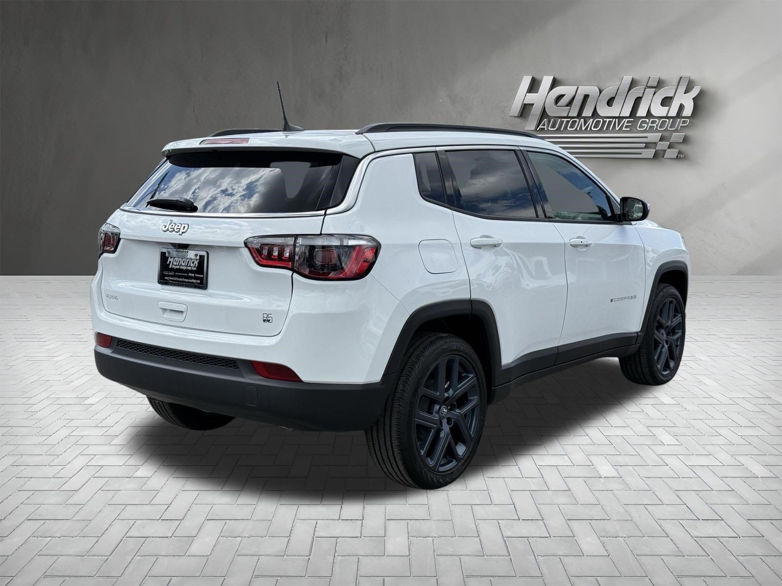 New 2026 Jeep Compass Latitude AWD/4WD image 10
