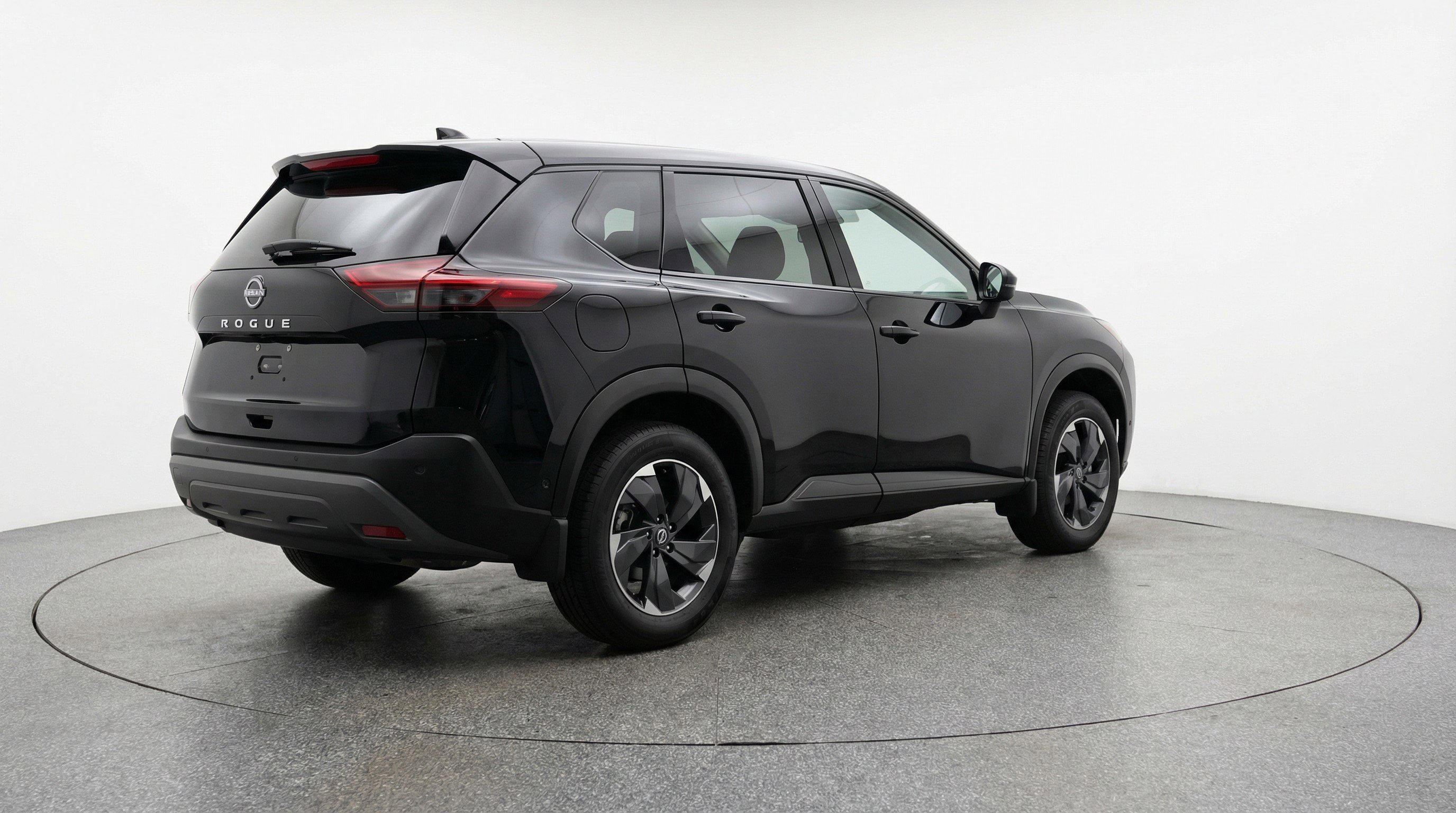 Used 2025 Nissan Rogue SV FWD image 9