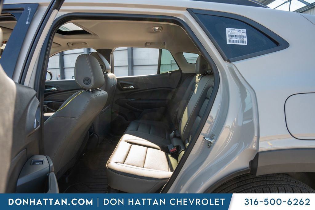 New 2026 Chevrolet Trax ACTIV w/ Sunroof Package image 24
