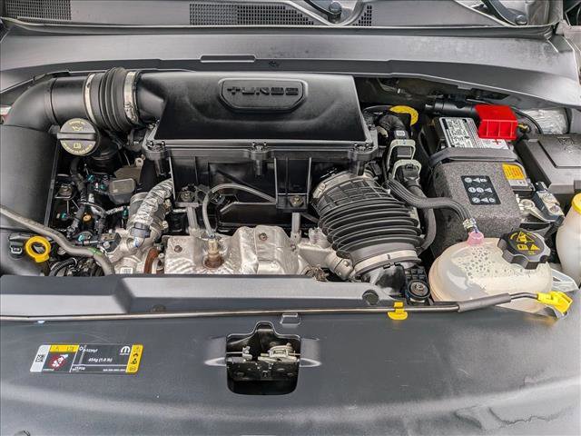 Used 2023 Jeep Compass Latitude w/ Sun and Sound Group AWD/4WD image 25