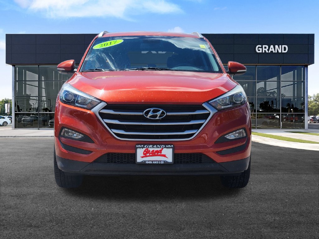 Used 2017 Hyundai Tucson SE Plus w/ Cargo Package AWD/4WD image 3