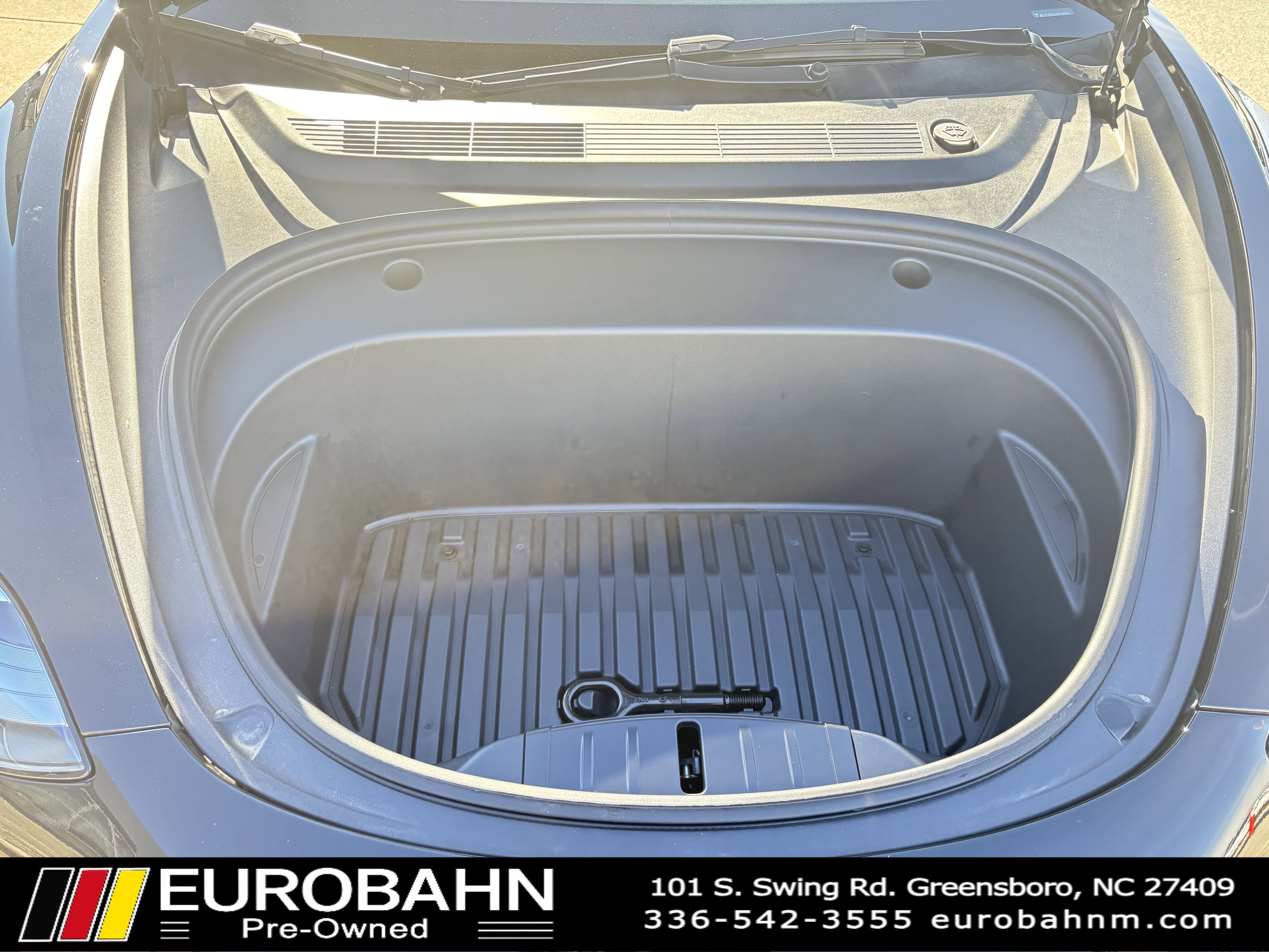 Used 2023 Tesla Model 3 Standard Range image 34