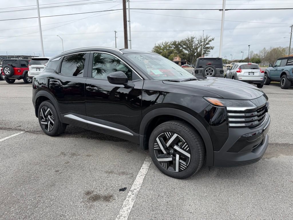 Used 2026 Nissan Kicks SV image 7