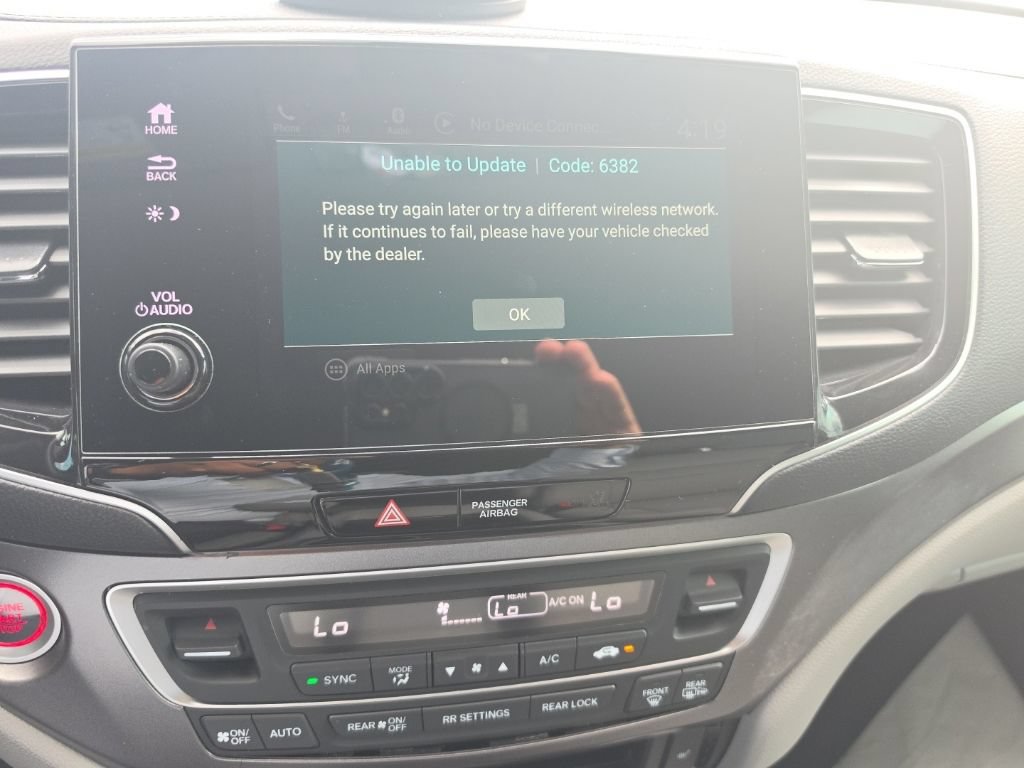 Used 2020 Honda Pilot EX image 12