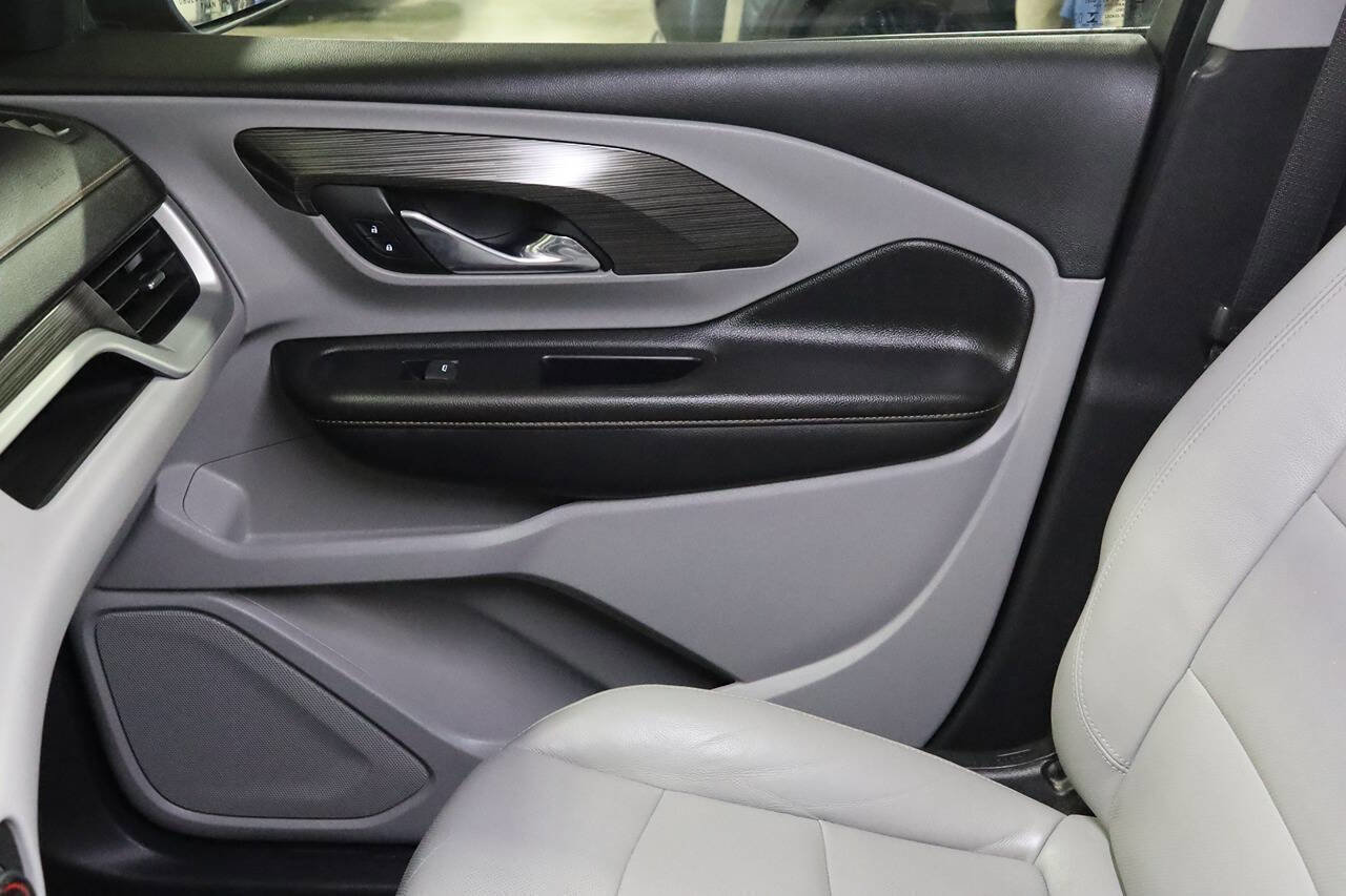 Used 2019 GMC Terrain SLT w/ Preferred Package image 15