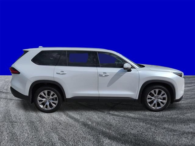 Used 2024 Toyota Grand Highlander FWD image 3