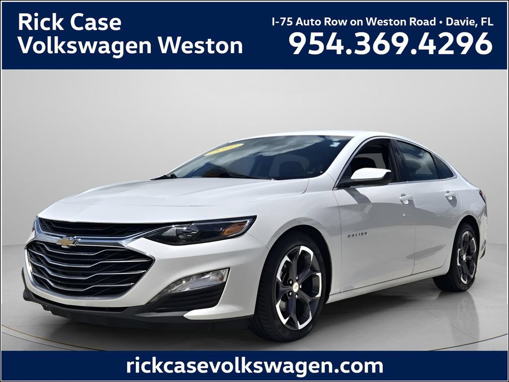 Used 2022 Chevrolet Malibu LT w/ Leather Package FWD image 1