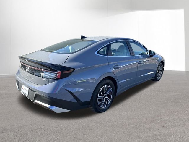 New 2026 Hyundai Sonata Blue FWD image 13