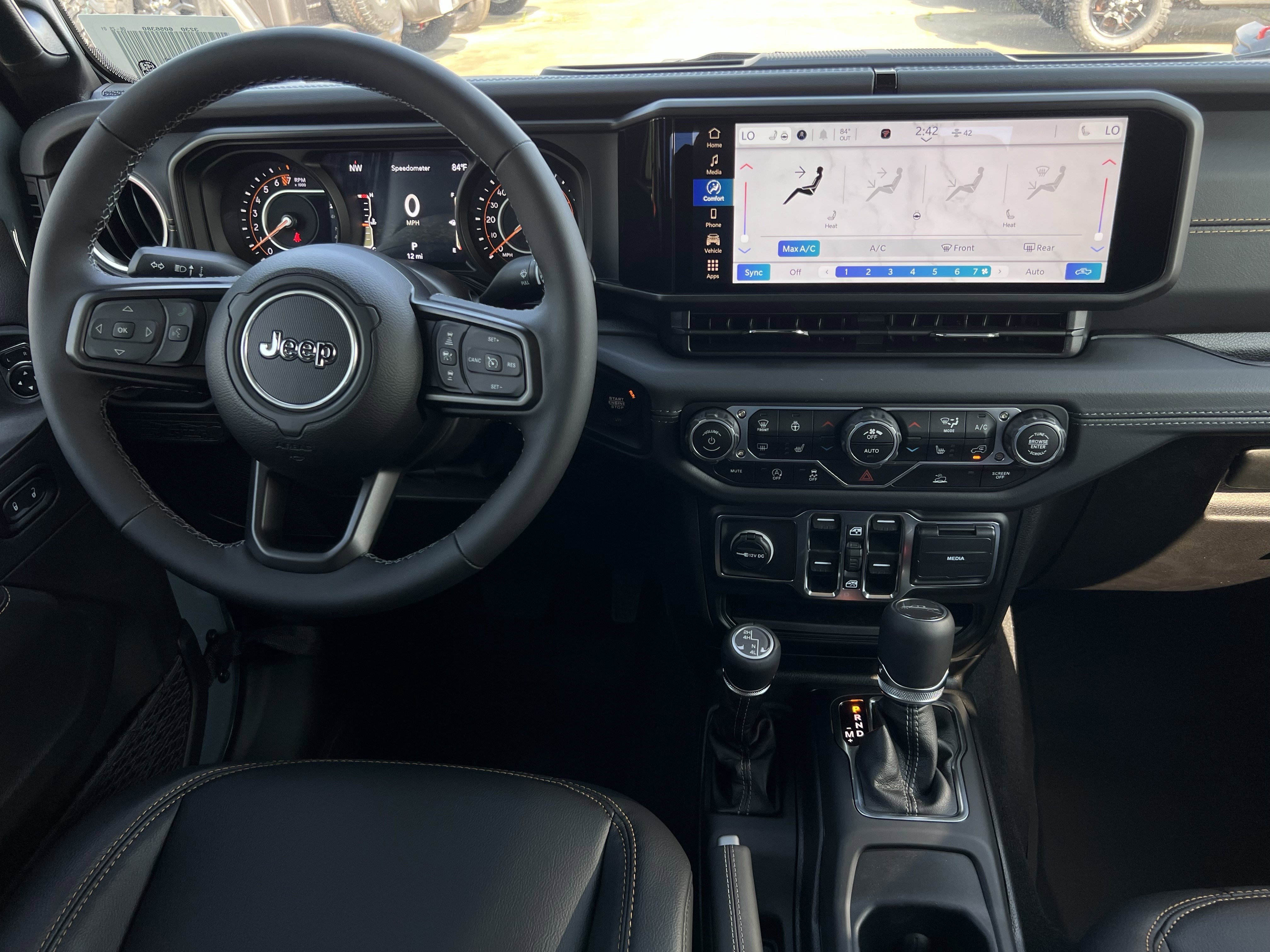 New 2025 Jeep Gladiator Sport image 11
