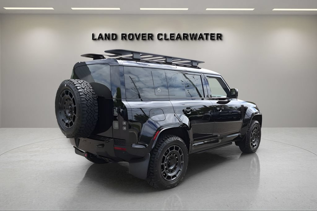 New 2026 Land Rover Defender 110 OCTA AWD/4WD image 5