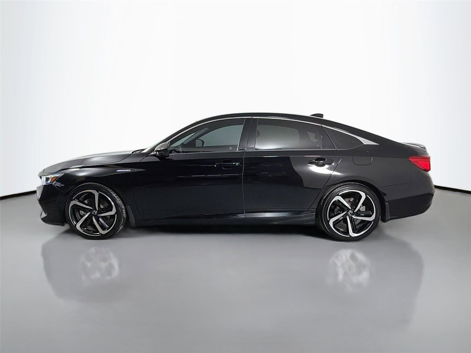Used 2022 Honda Accord Sport image 8