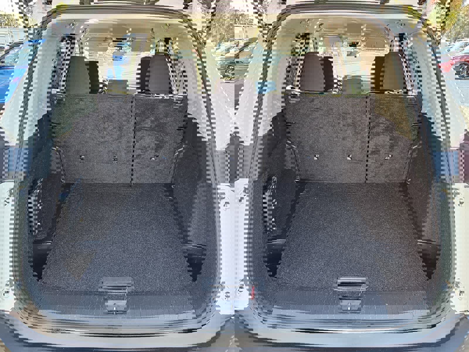 Used 2023 Nissan Rogue S image 6