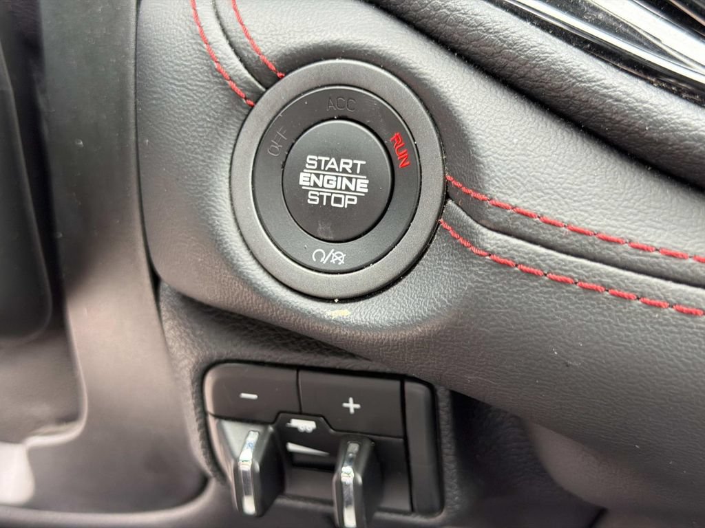 Used 2024 Dodge Durango GT AWD/4WD image 33