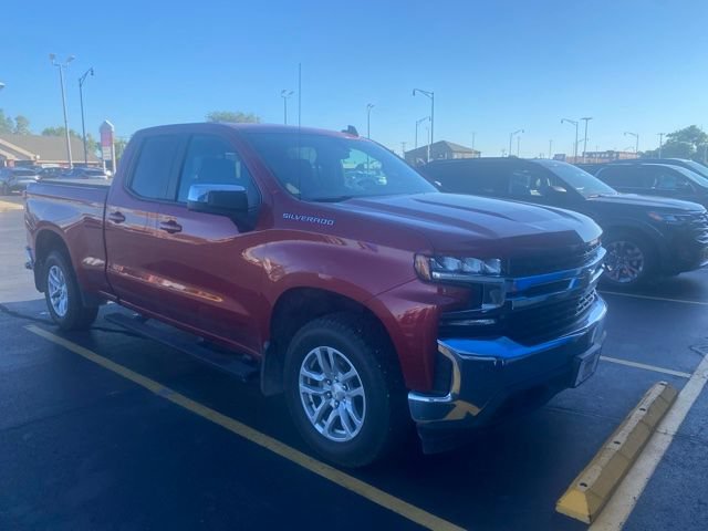 Used 2019 Chevrolet Silverado 1500 LT w/ True North Edition AWD/4WD image 2