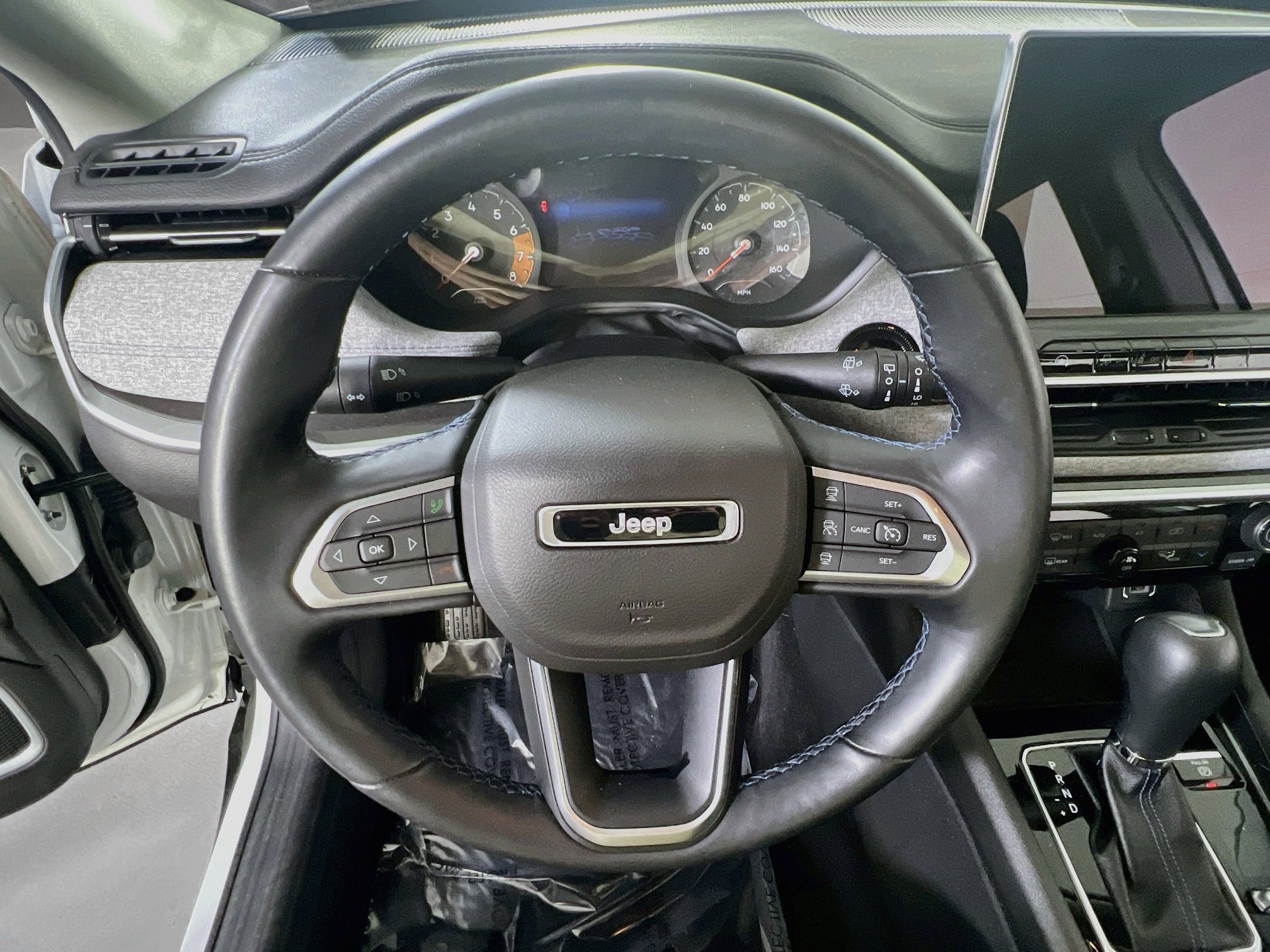 Used 2022 Jeep Compass Latitude w/ Convenience Group AWD/4WD image 11