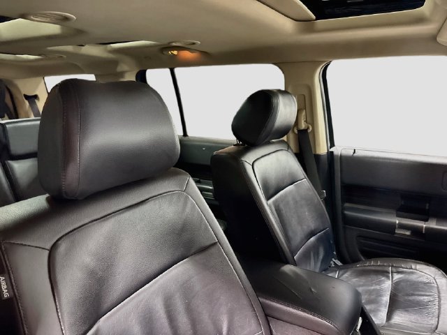 Used 2018 Ford Flex SEL w/ Equipment Group 202A AWD/4WD image 16