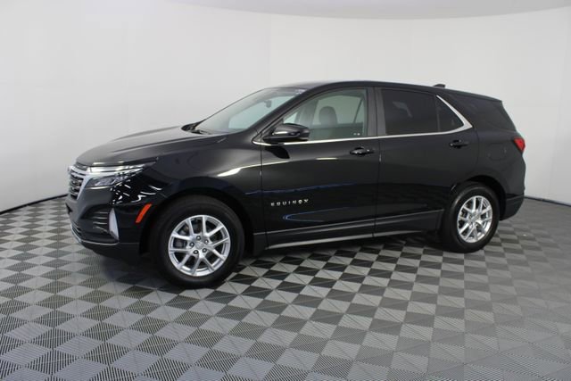 Used 2024 Chevrolet Equinox LT w/ LPO, Cargo Package image 2