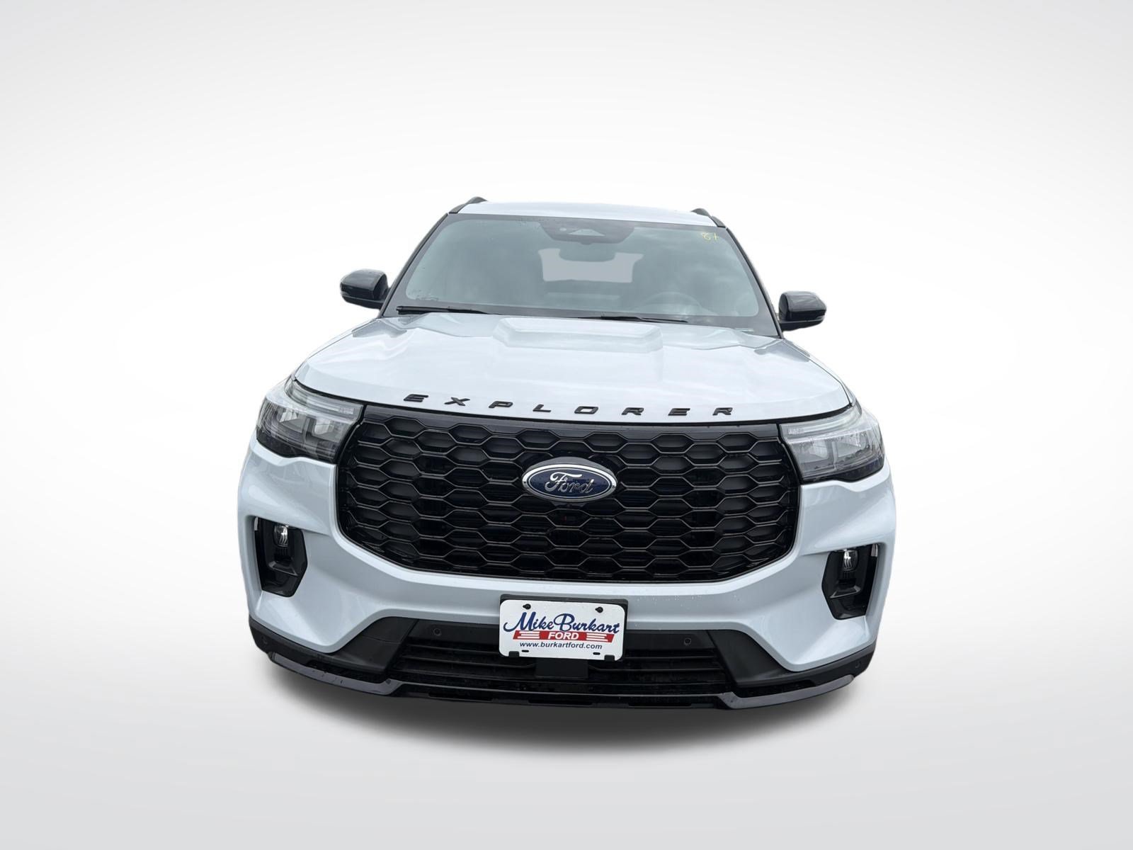 Used 2026 Ford Explorer ST-Line AWD/4WD image 3