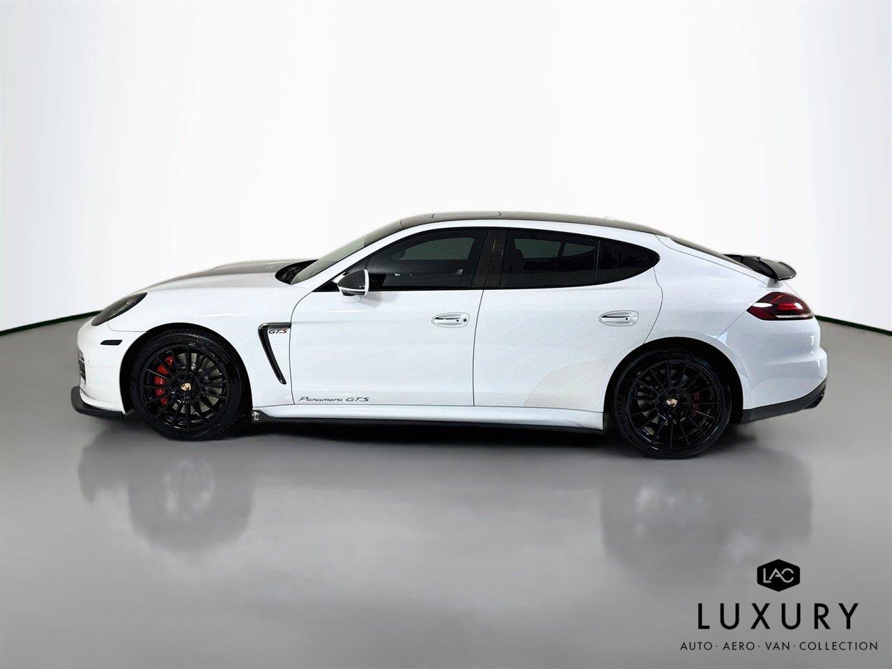 Used 2014 Porsche Panamera GTS AWD/4WD image 9