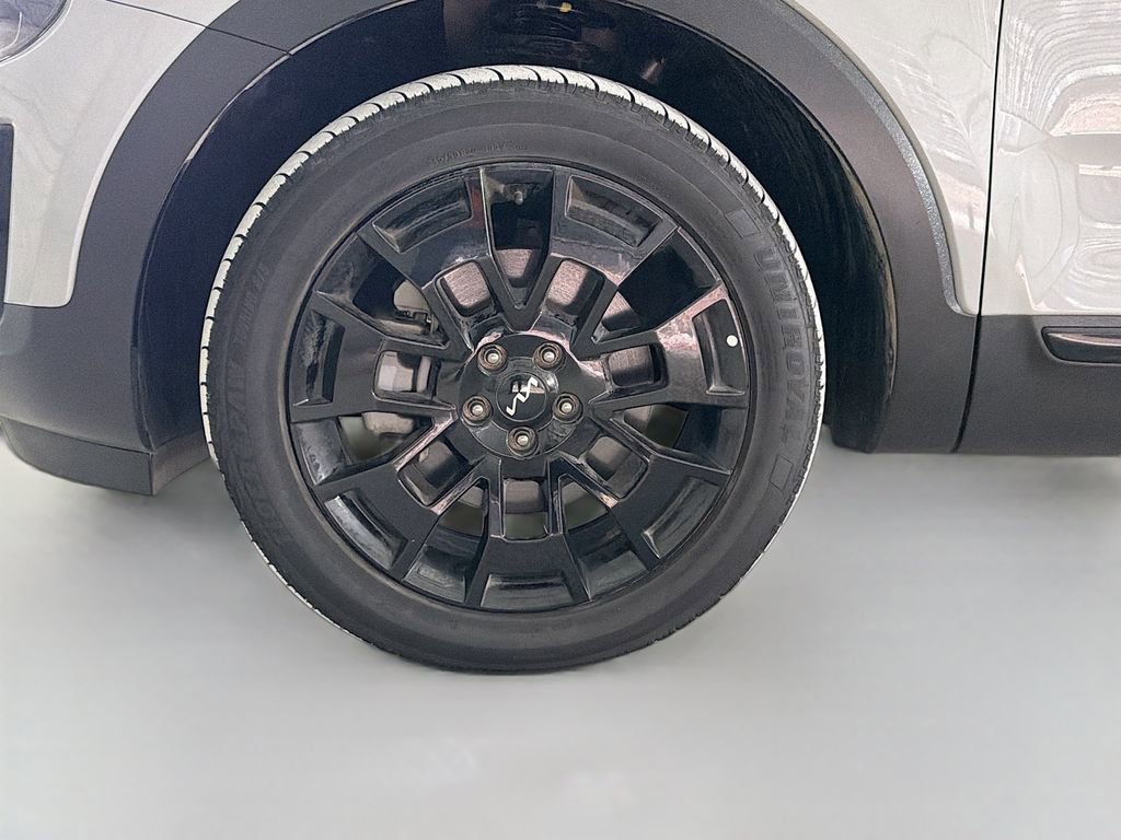 Used 2022 Kia Telluride EX w/ EX Premium Package image 36