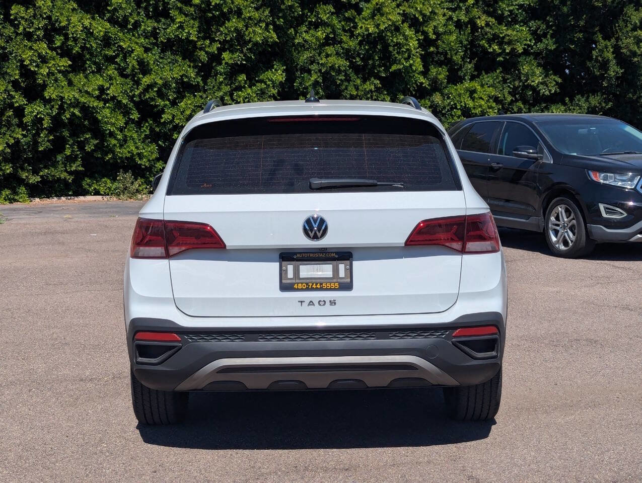 Used 2023 Volkswagen Taos S w/ Driver Assistance Package image 4