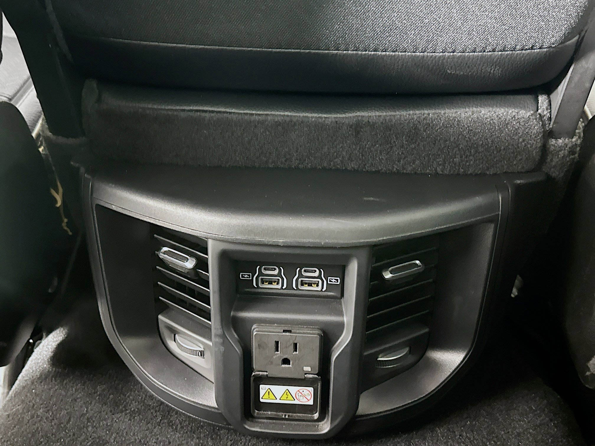 Used 2024 RAM 2500 Laramie w/ Safety Group image 28