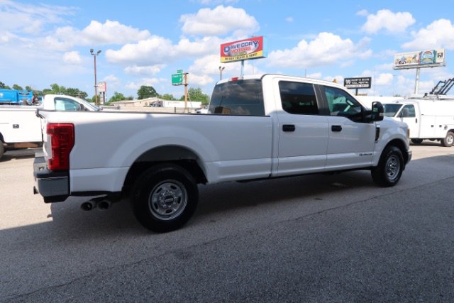Used 2017 Ford F250 XL w/ Power Equipment Group RWD image 4