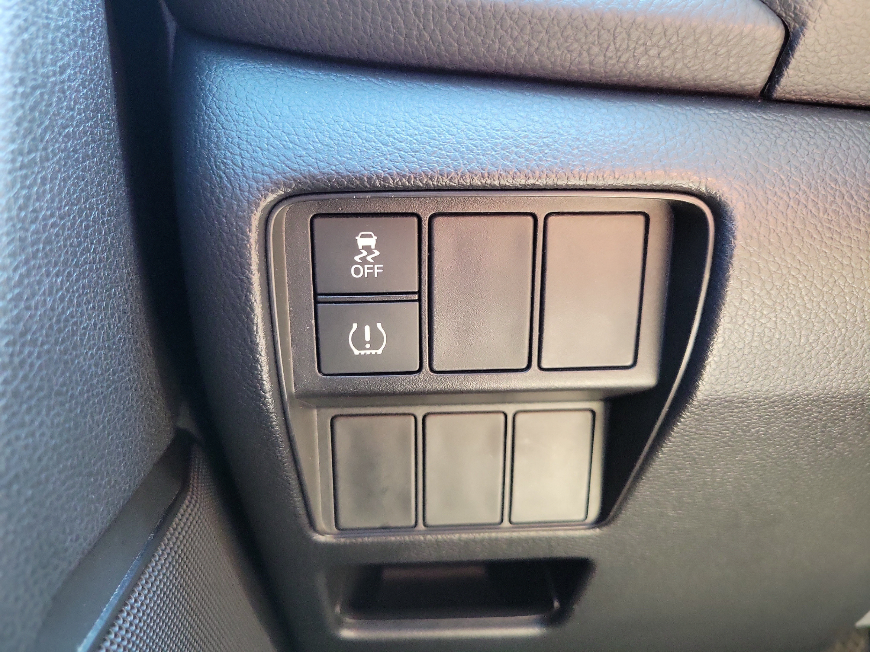 Used 2019 Honda CR-V LX image 26