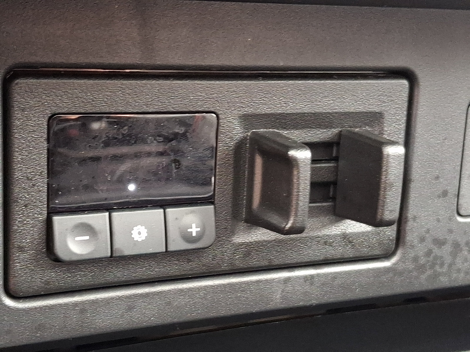 Certified 2024 Nissan Titan PRO-4X w/ Pro-4x Convenience Package AWD/4WD image 28