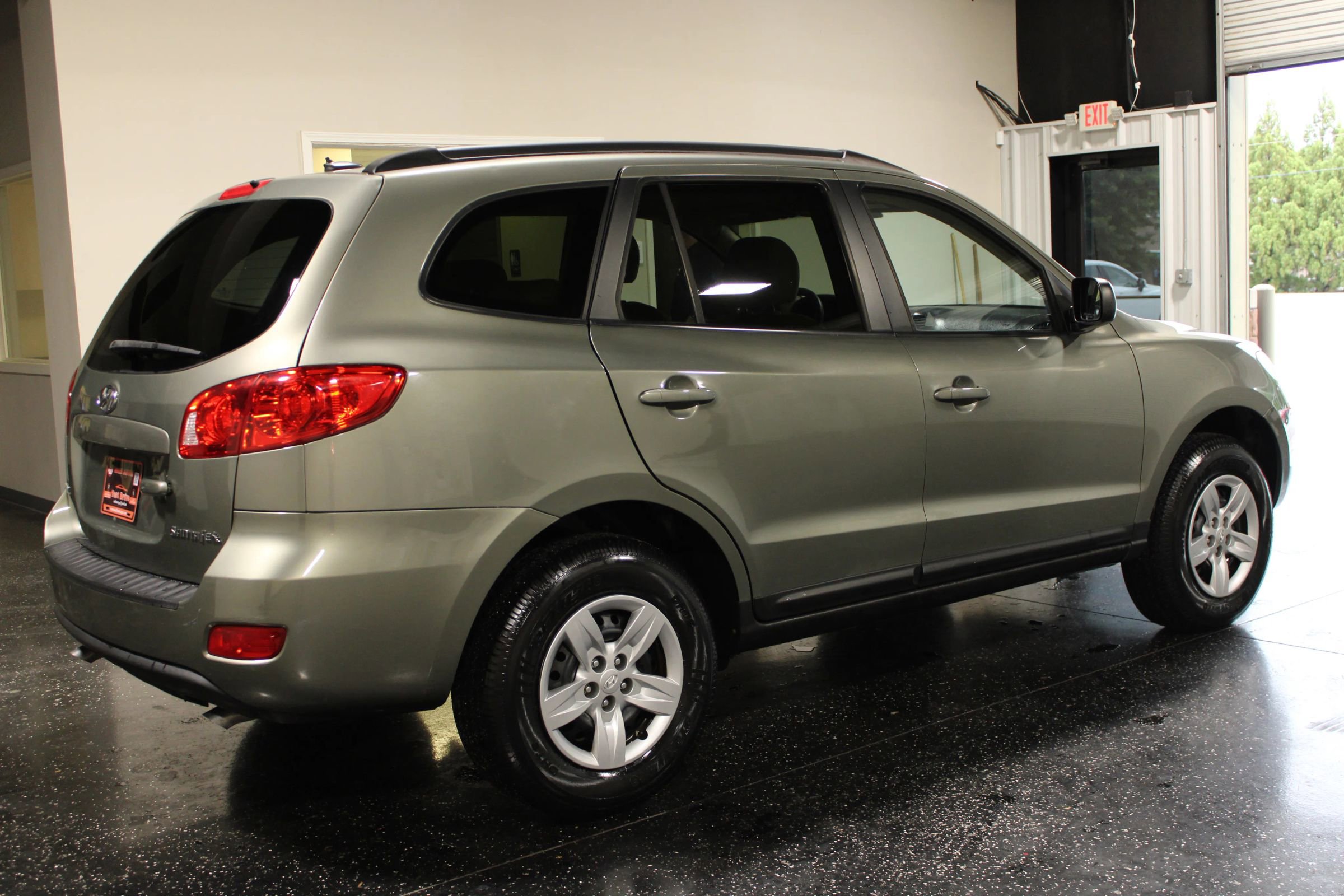 Used 2009 Hyundai Santa Fe GLS FWD image 3