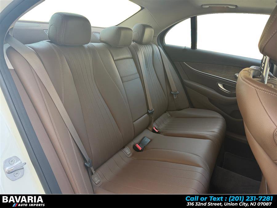 Used 2018 Mercedes-Benz E 300 4MATIC image 18