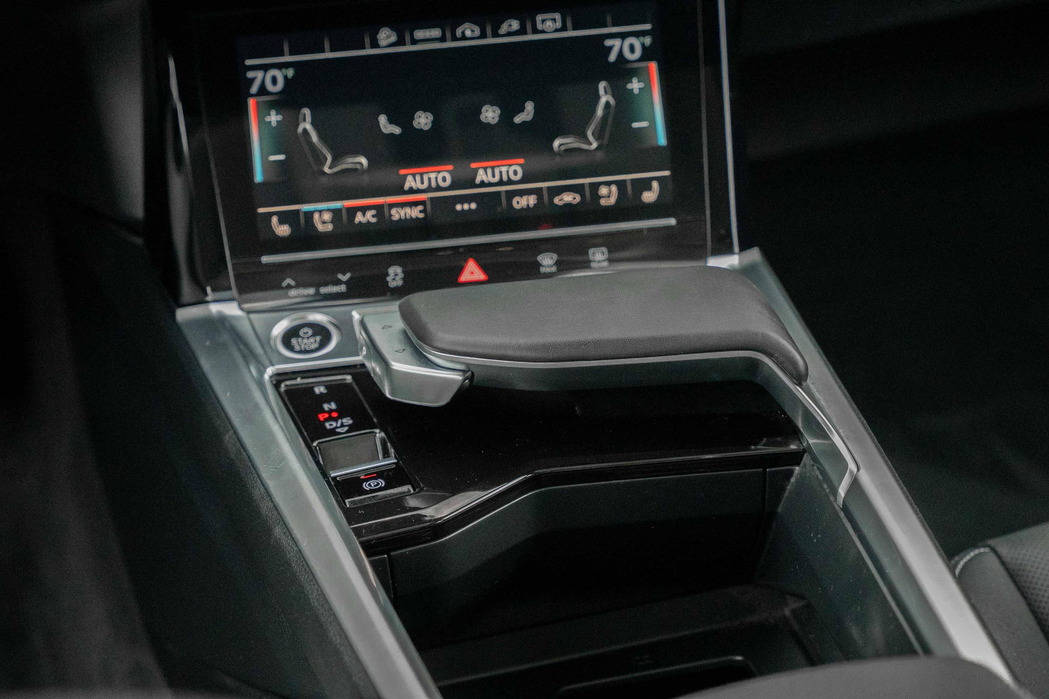 Certified 2024 Audi Q8 e-tron Premium Plus AWD/4WD image 12
