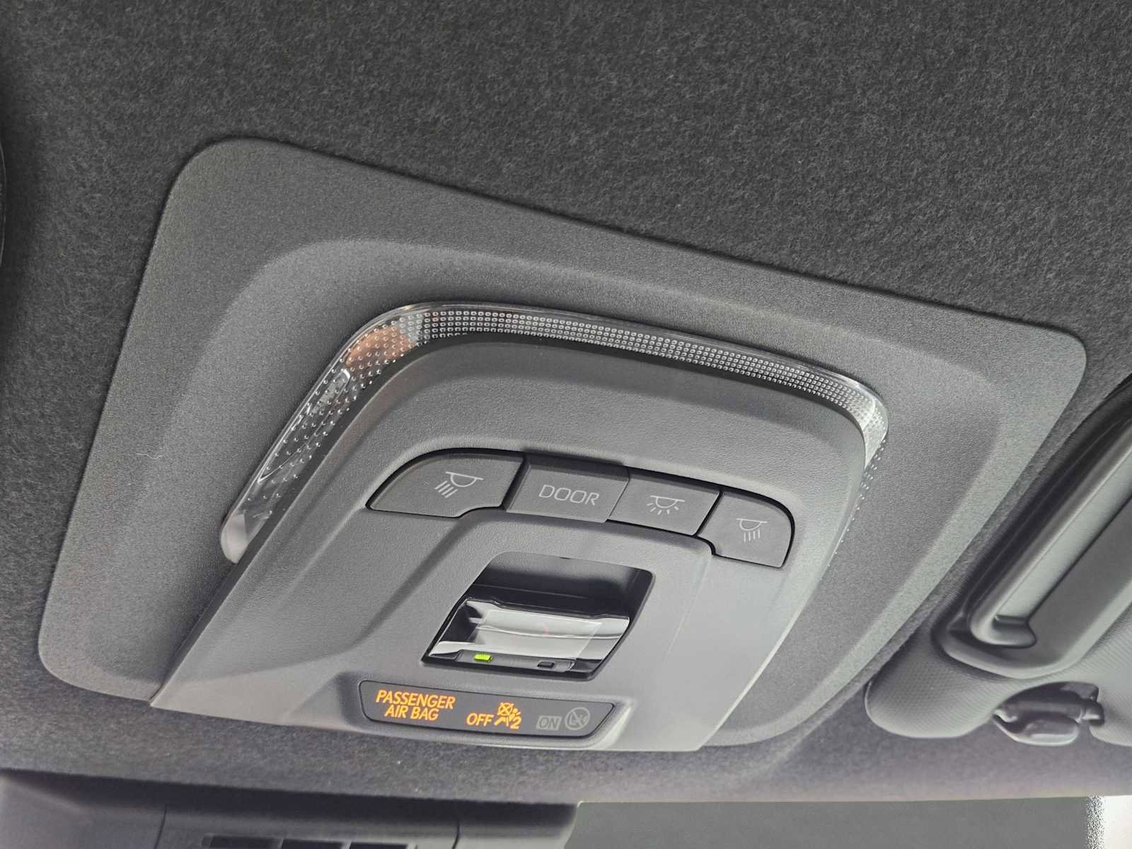 Used 2026 Toyota Corolla SE image 27