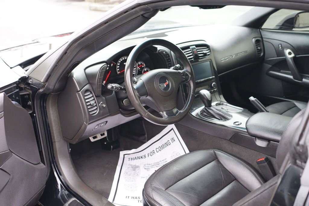 Used 2013 Chevrolet Corvette Coupe image 14