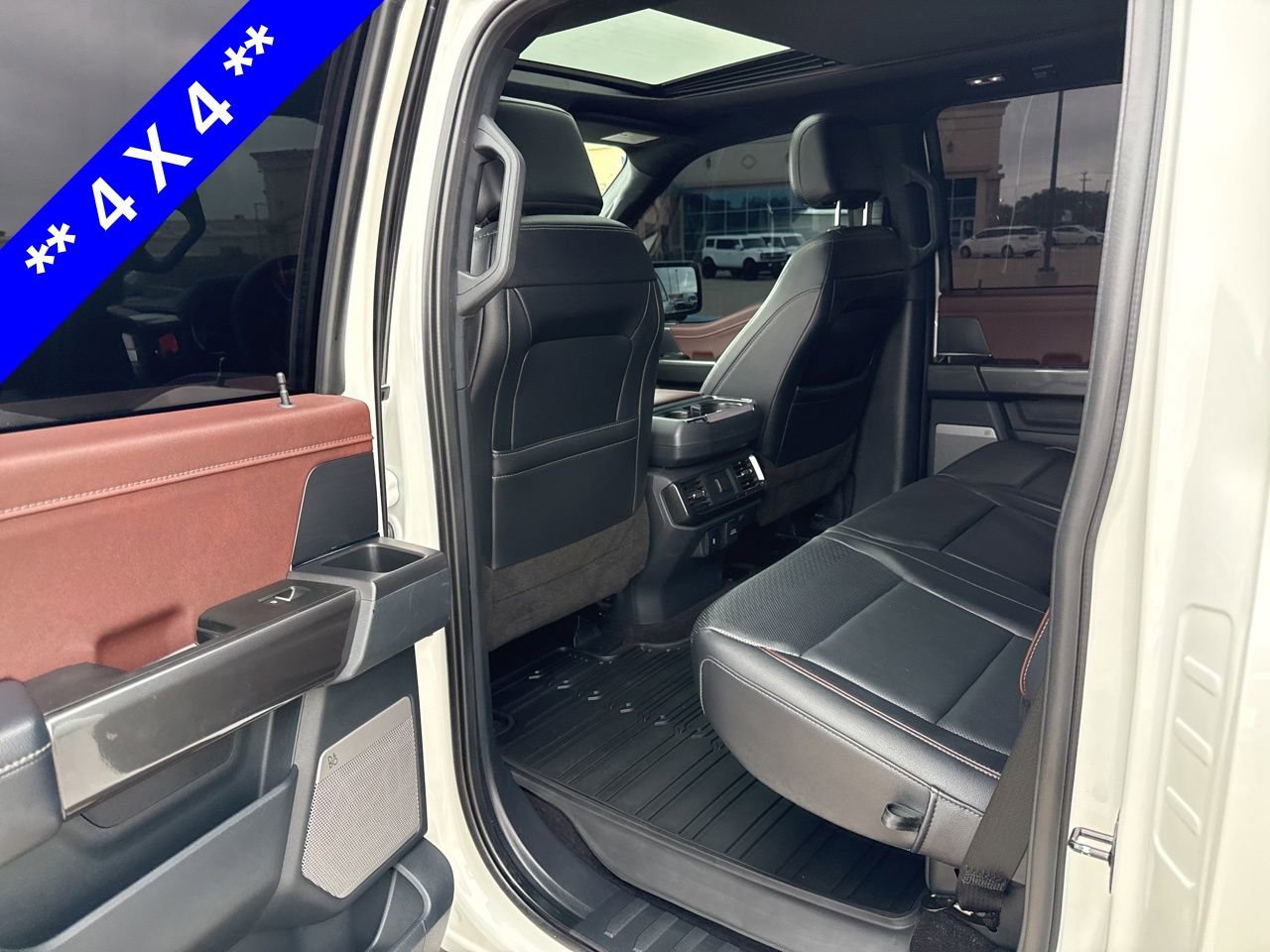 Used 2022 Ford F150 Lariat image 9