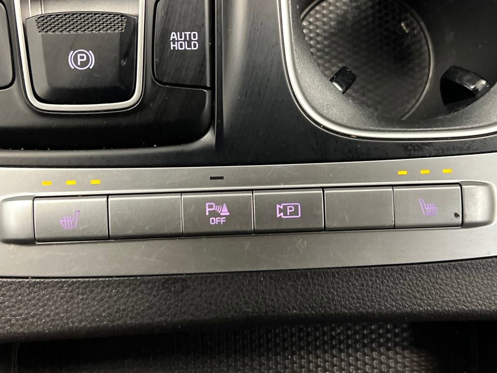 Used 2024 Kia Carnival LX image 55