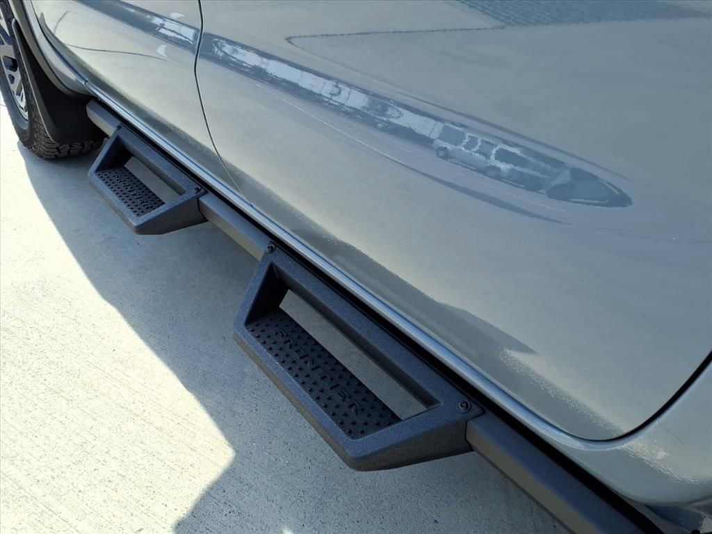 New 2026 Nissan Frontier PRO-4X w/ Pro-4x Convenience Package image 10