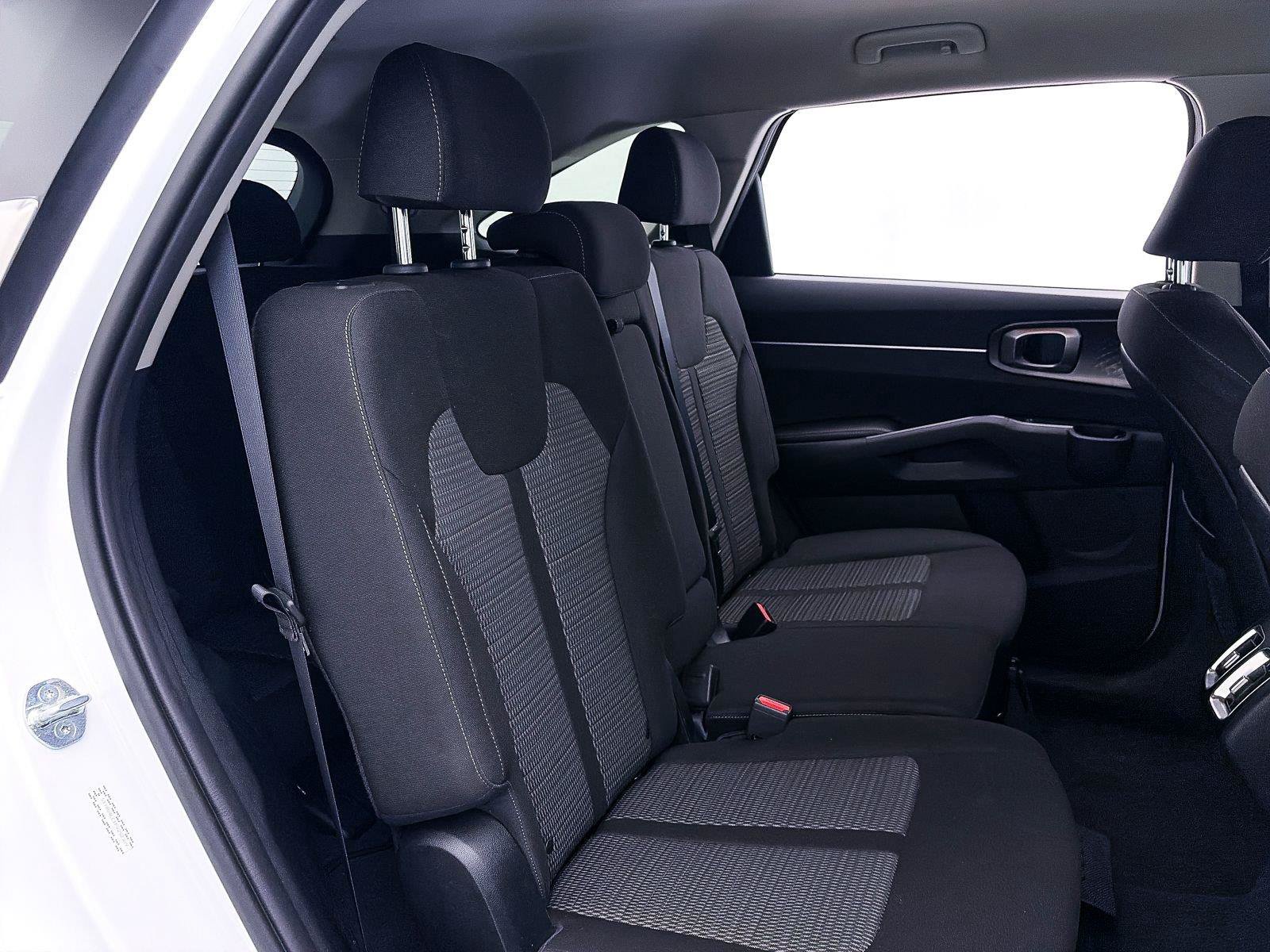 Used 2023 Kia Sorento LX FWD image 34