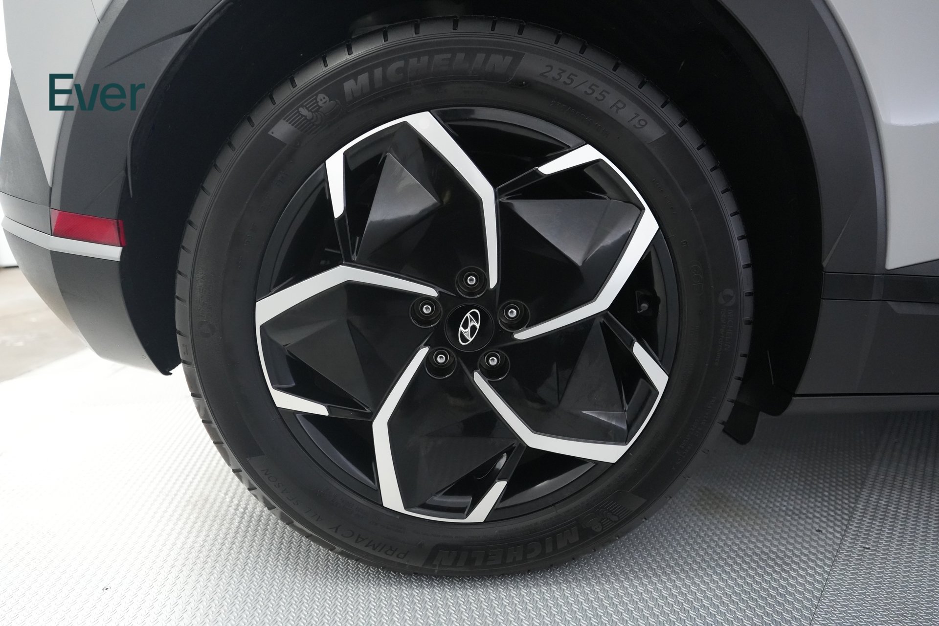 Used 2024 Hyundai Ioniq 5 SEL RWD image 21