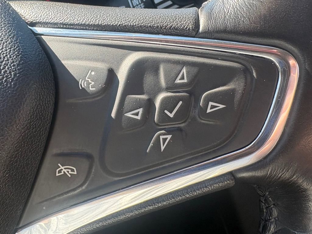 Used 2019 Chevrolet Equinox LT image 8