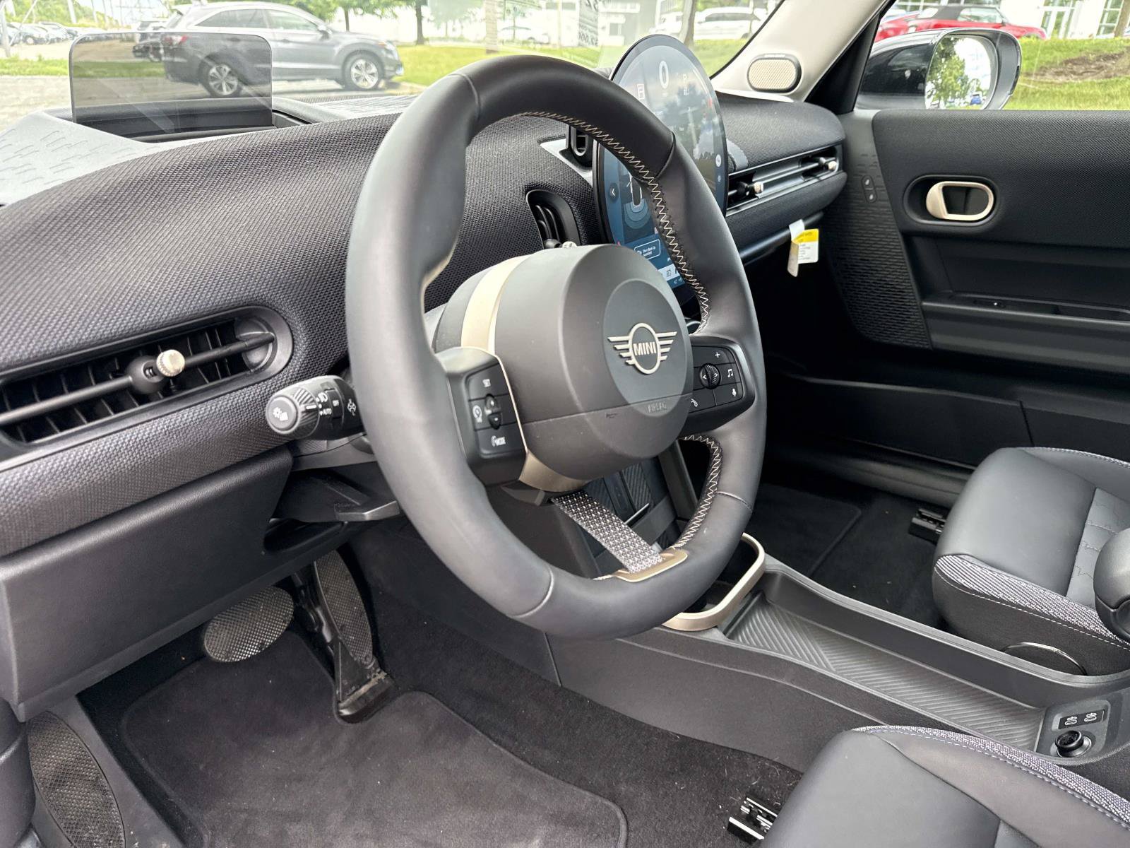 Certified 2025 MINI Cooper S FWD image 27