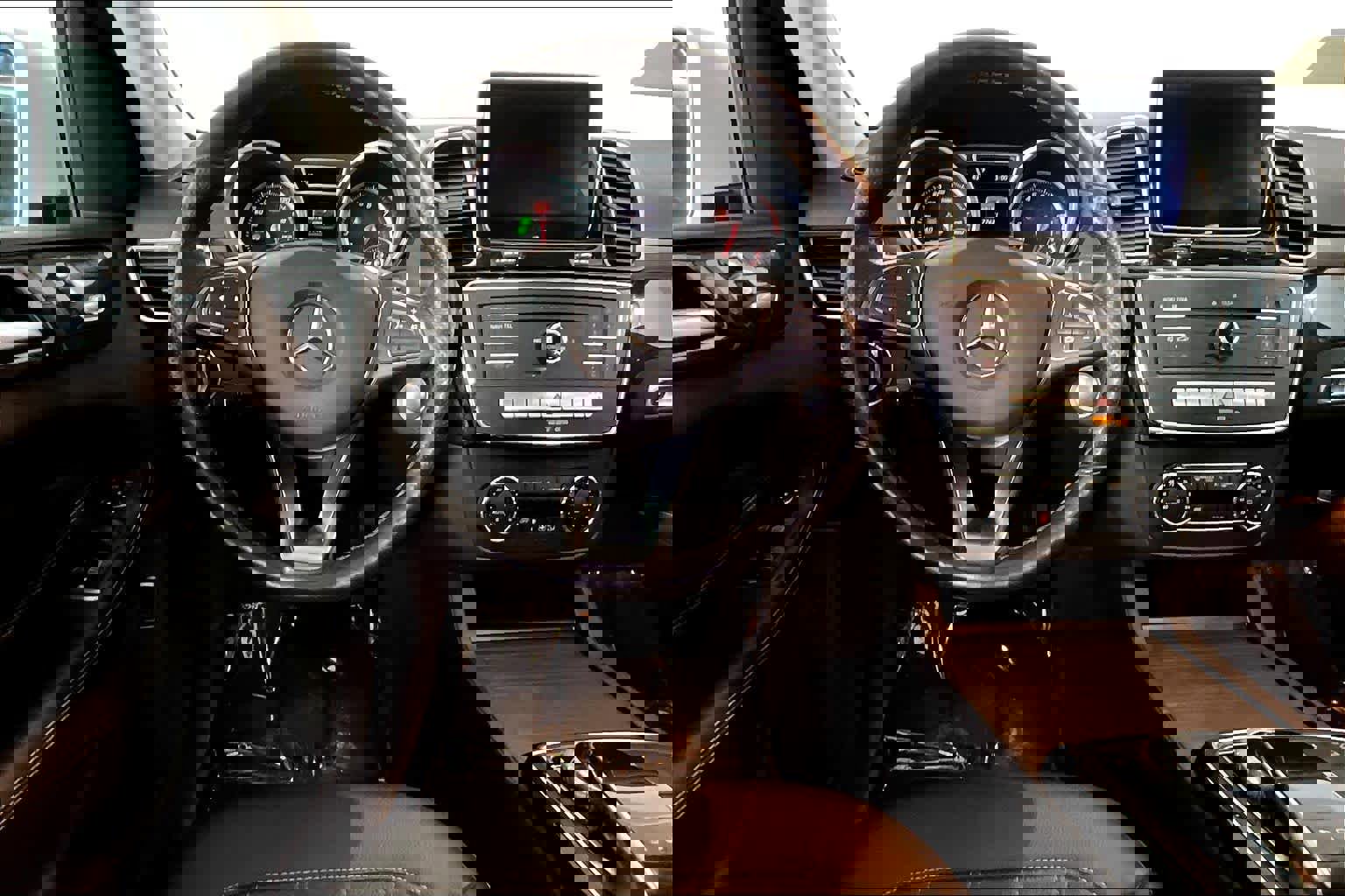 Used 2016 Mercedes-Benz GLE 350 4MATIC image 6