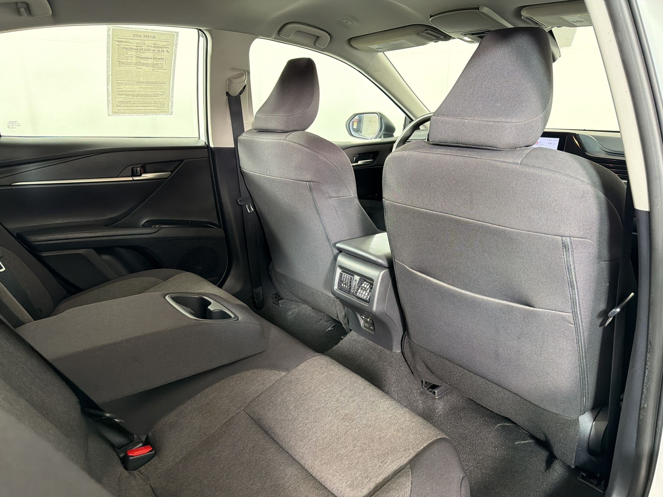 Used 2025 Toyota Camry LE FWD image 29