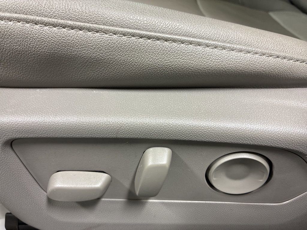 Used 2023 Chevrolet Silverado 1500 LTZ w/ LTZ Convenience Package II image 10